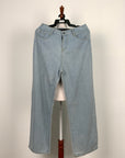 LIGHT BLUE JEANS